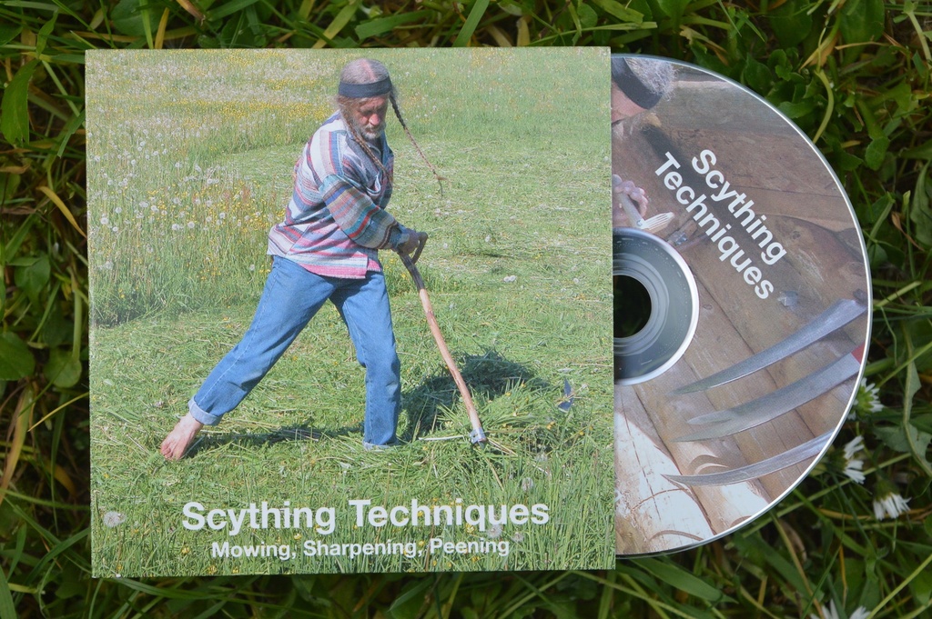 DVD over het maaien met de zeis "Scything Techniques"