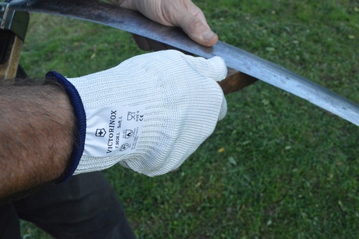 Cut-resistant glove