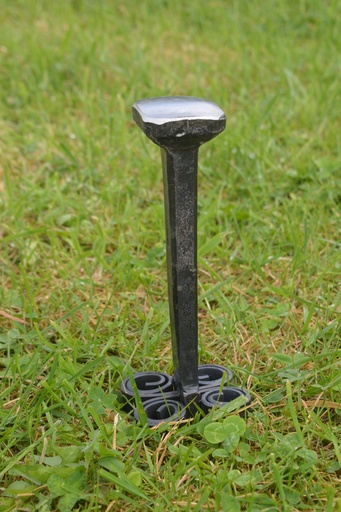 Wide-faced Rinaldi field anvil